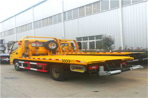 河西附近拖车救援搭电