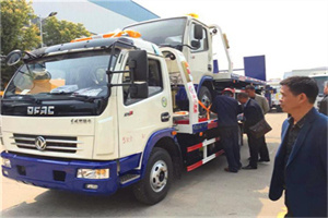 河西汽车道路救援拖车价格